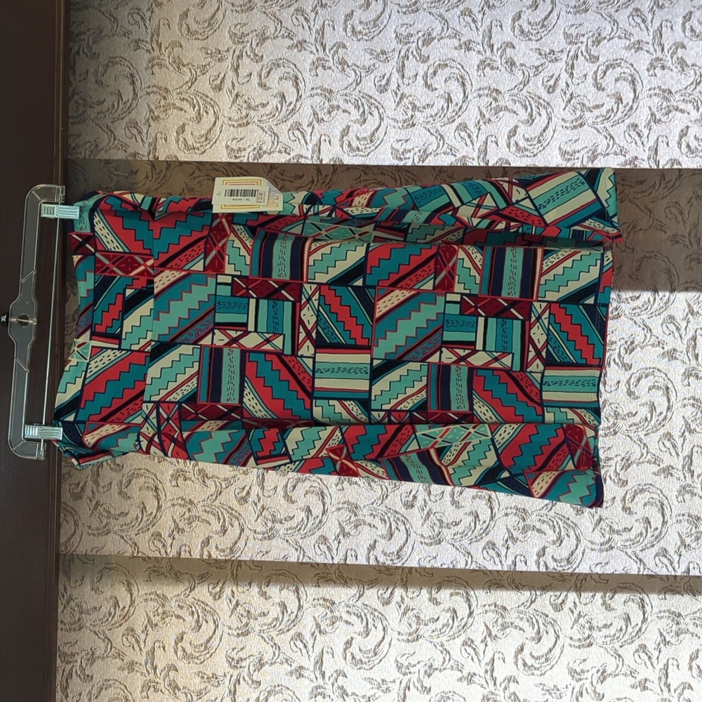 LuLaRoe Azure Skirt, size XL - NWT